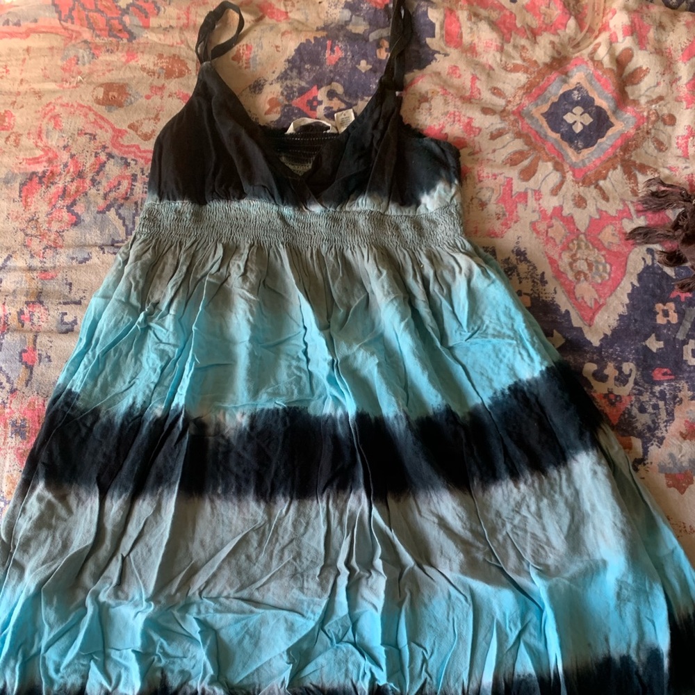 Tagged as large but fits as med
